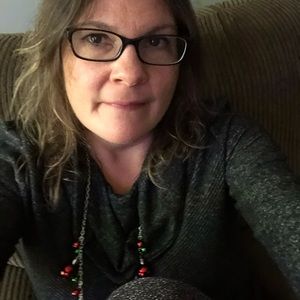 Meet your Posher, Elena